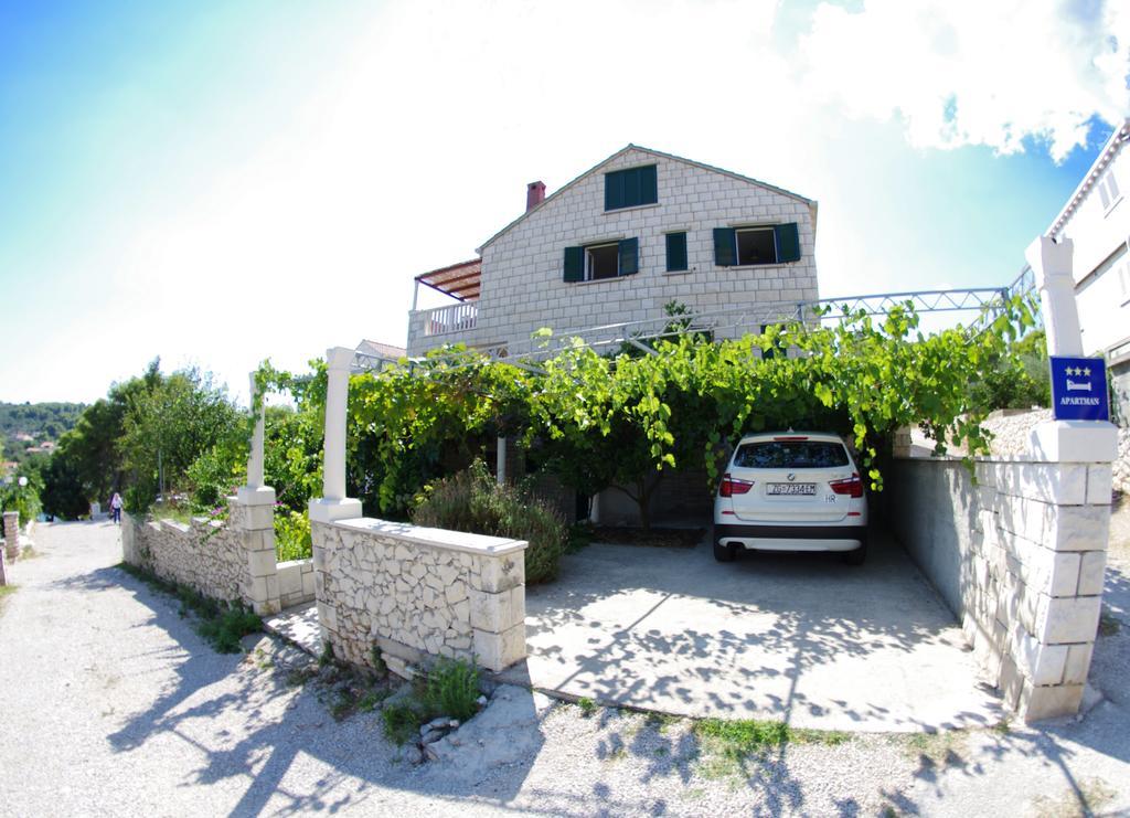 Apartments Luka Lumbarda Ngoại thất bức ảnh